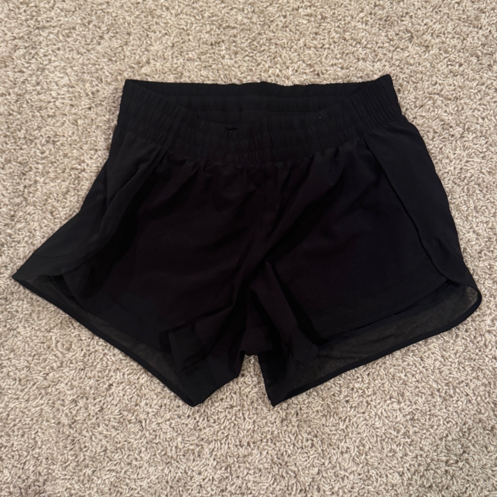 Athleta Mesh Racer Run Short 4”